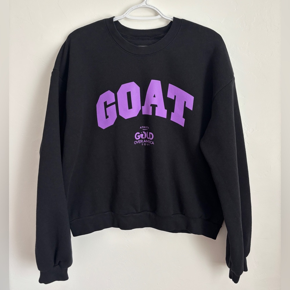 Athleta Gold Over America Tour Crewneck
